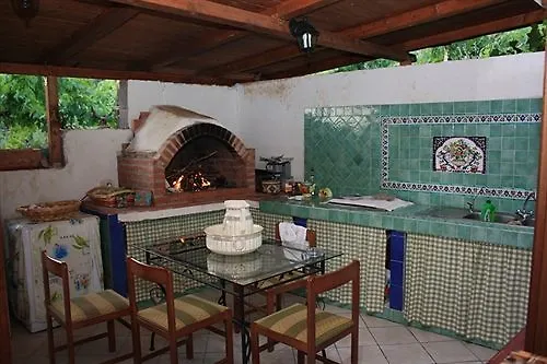 Kır Evi Finestra Sul Parco